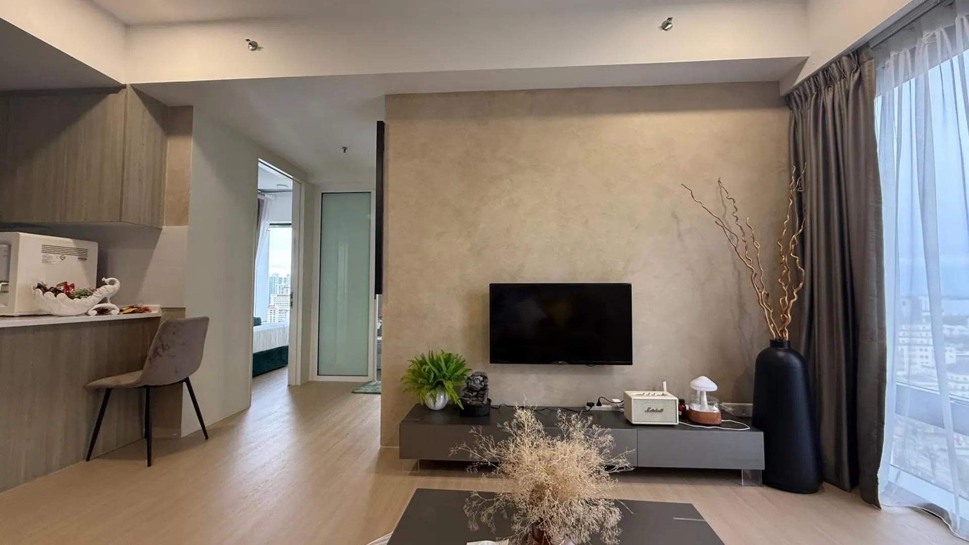 Macalister Suite - 2 Bedrooms George Town Apartment
