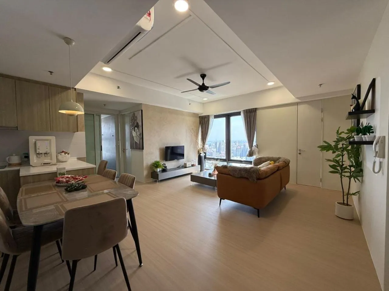 Macalister Suite - 2 Bedrooms George Town Apartment